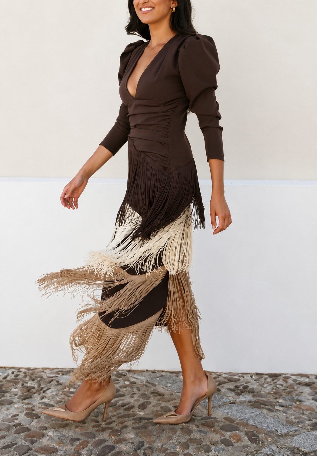 Amanda | Vestido Elegante de Manga Larga con Flecos y Escote en V