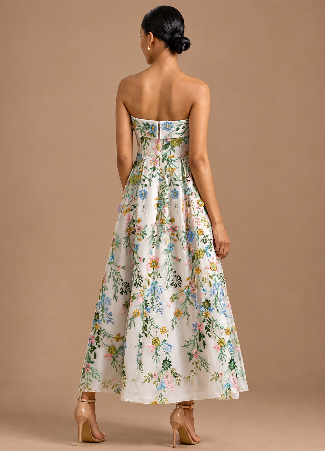 Melissa | Vestido Midi Bordado Floral en Blanco