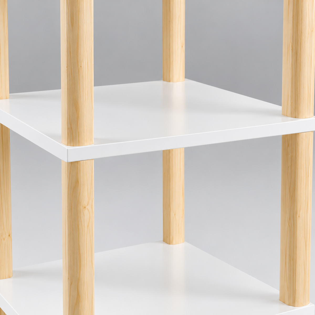 Ibiza | Estantería Estrecha Nórdica en Blanco y Madera, 138 cm