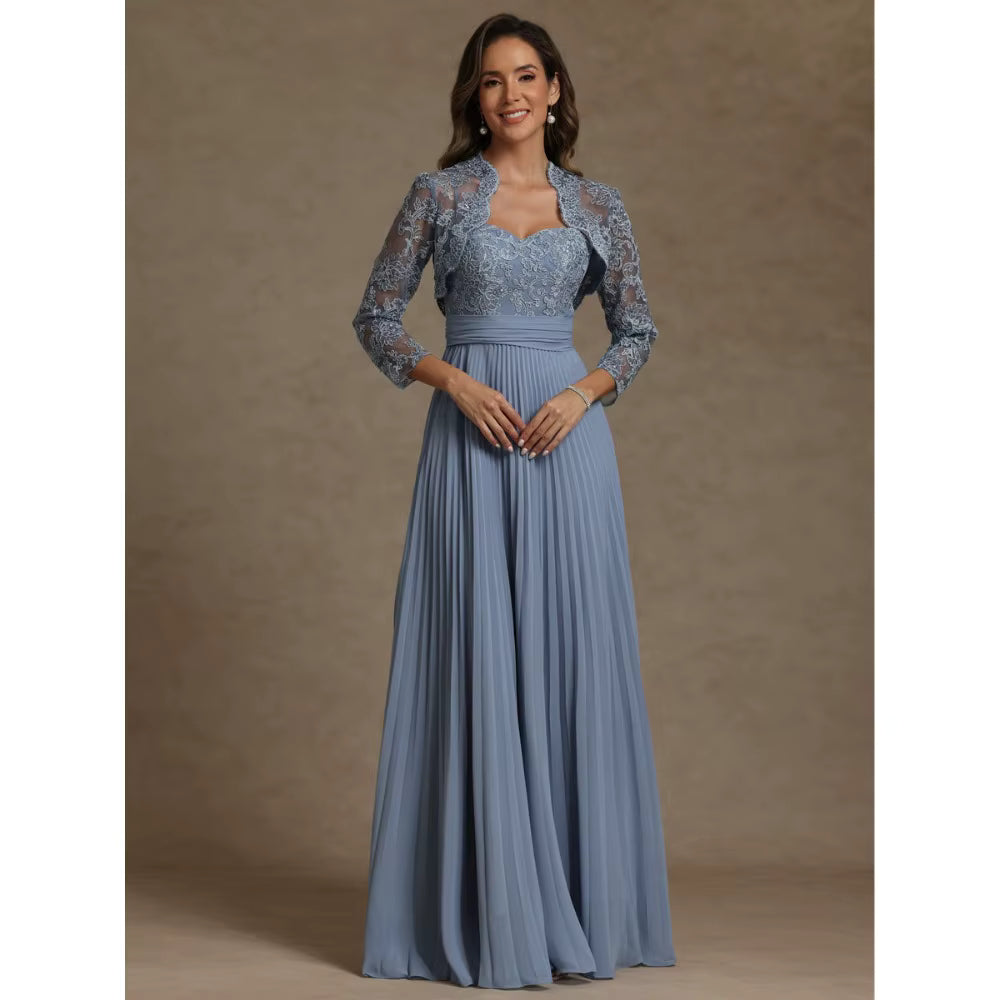 Adriana | Vestido largo plisado con escote de encaje en azul empolvado