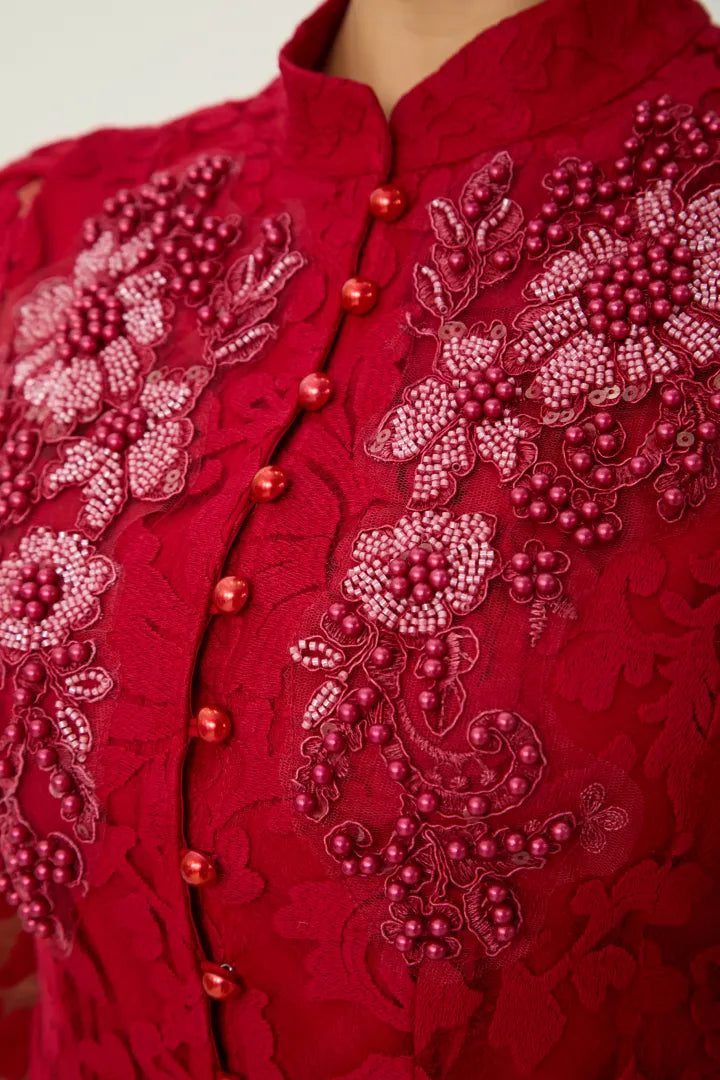 Elena | Vestido Largo Rojo de Encaje con Pedrería