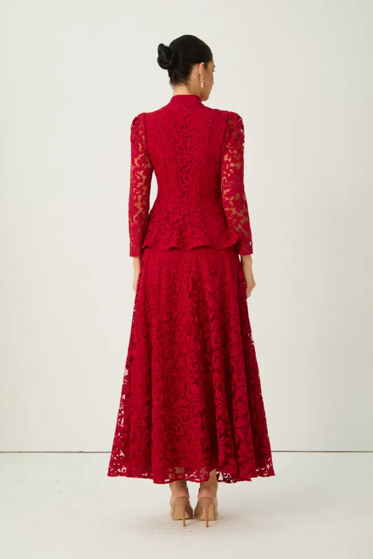 Elena | Vestido Largo Rojo de Encaje con Pedrería
