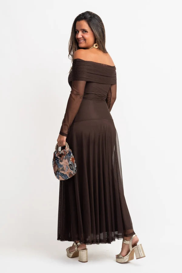 Julieta | Vestido Largo de Tul Marrón con Escote Bardot