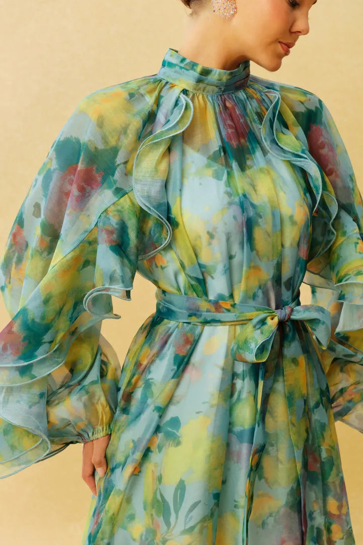 Katy | Vestido midi de cuello alto con volantes y estampado verde hermoso
