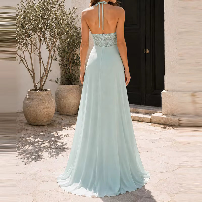 Macarena | Vestido Largo de Fiesta con Encaje Floral, Escote Halter y Abertura Lateral