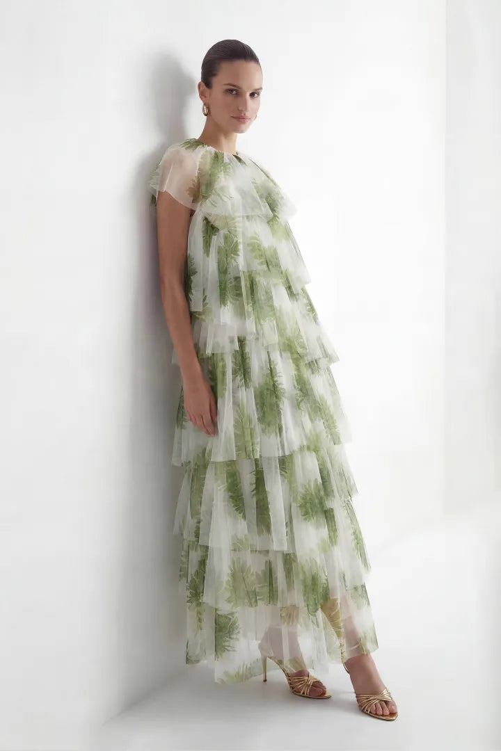 Penelope | Vestido Maxi de Tul con Volantes y Estampado de Hojas Verdes