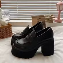 Mocasín Tacón Negro