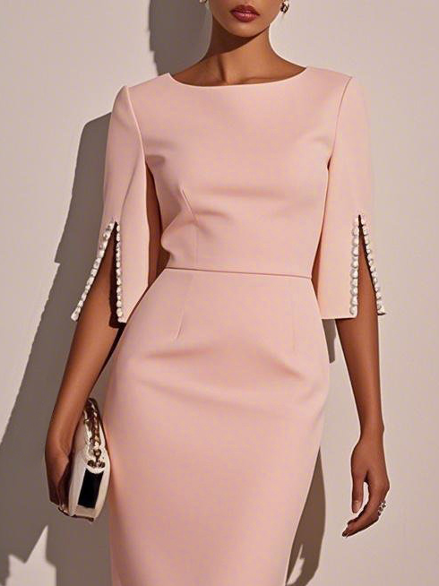 Carla | Vestido midi rosa nude con mangas abiertas y detalle de perlas
