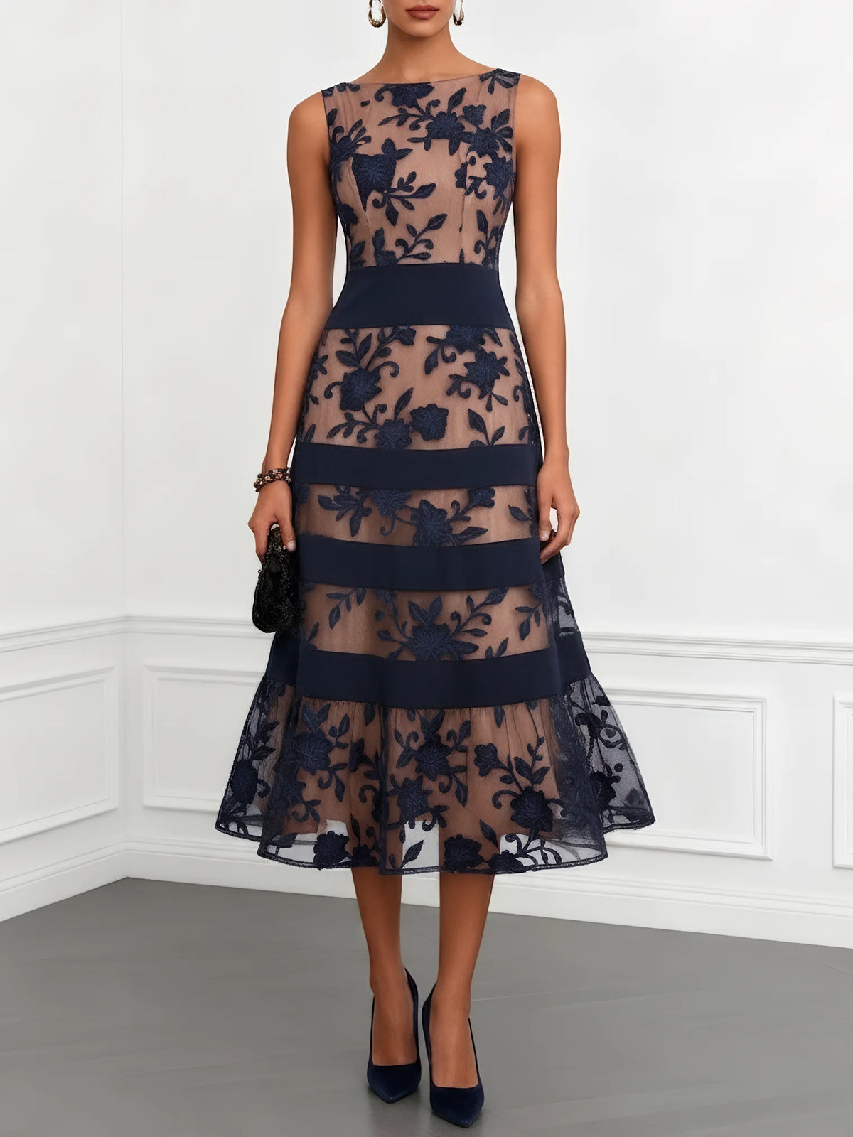 Teresa | Vestido midi de encaje floral azul marino con paneles semitransparentes