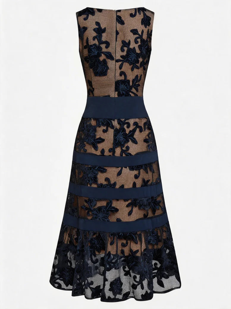 Teresa | Vestido midi de encaje floral azul marino con paneles semitransparentes